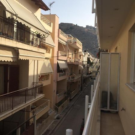 Open Concept 1 Bedroom Apartment Nafplion Exteriör bild